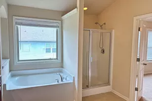 1012 Haley Woods Ct, Lawrenceville, GA 30043 - Photo 11