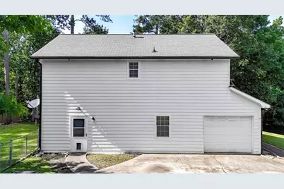 2114 W Lotus Point Drive, Lithia Springs, GA 30122 - Photo 35