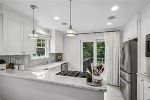 2427 Shenandoah Ave NE, Atlanta, GA 30305 - Photo 9
