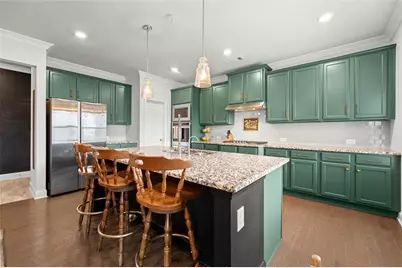 7015 Kempton Court, Flowery Branch, GA 30542 - Photo 13