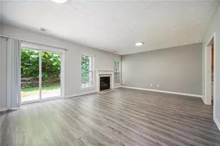 6131 Brookechase Ln, Norcross, GA 30093 - Photo 3