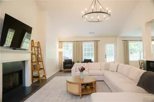 2844 Michelle Lee Dr, Dacula, GA 30019 - Photo 5