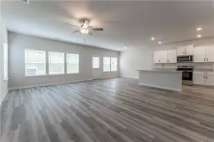 4129 Oakwood Ter Ct, Oakwood, GA 30566 - Photo 7