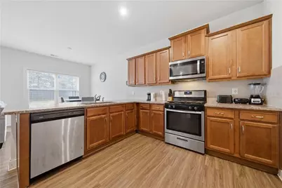 4095 Lake Manor Way, Atlanta, GA 30349 - Photo 11