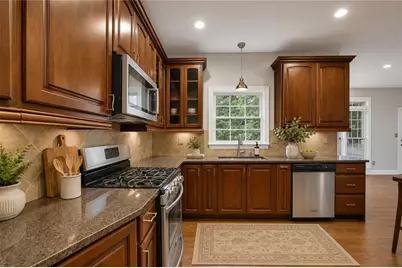 7025 Hampton Bluff Way, Roswell, GA 30075 - Photo 5