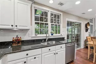 635 Rosedown Way, Johns Creek, GA 30022 - Photo 5