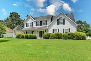 994 Bay Ridge Dr, Lawrenceville, GA 30045 - Photo 1