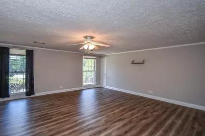 1512 Robinhood Trail, Gainesville, GA 30501 - Photo 7