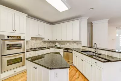 704 Longleaf Drive NE, Atlanta, GA 30342 - Photo 13