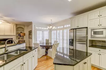 704 Longleaf Drive NE, Atlanta, GA 30342 - Photo 15