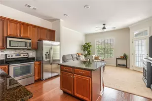 7265 Glisten Ave, Atlanta, GA 30328 - Photo 15