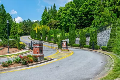 7265 Glisten Avenue #132, Atlanta, GA 30328 - Photo 3