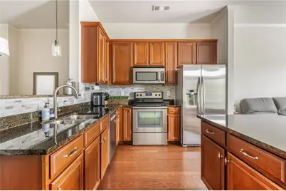 7265 Glisten Avenue #132, Atlanta, GA 30328 - Photo 11