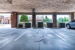 7265 Glisten Ave, Atlanta, GA 30328 - Photo 5