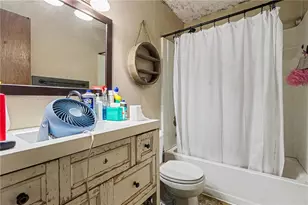 464 Azalea Dr, Stockbridge, GA 30281 - Photo 17