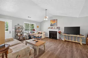 1447 Millstone Ct, Bethlehem, GA 30620 - Photo 3