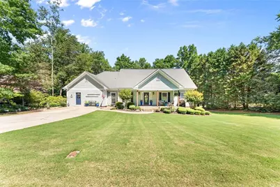5495 Honeysuckle Trail, Gainesville, GA 30506 - Photo 3