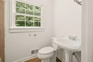 3816 Green Bay Dr, Lawrenceville, GA 30044 - Photo 25