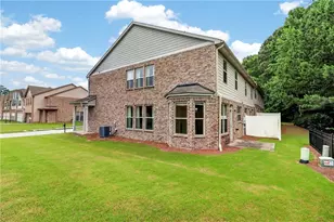 3302 Brockenhurst Dr, Buford, GA 30519 - Photo 43