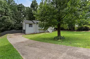 4553 Mars Ct NW, Acworth, GA 30101 - Photo 3