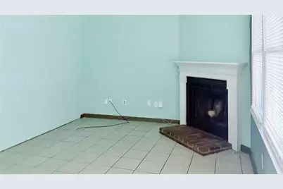 935 Six Oaks Circle #B, Norcross, GA 30093 - Photo 5