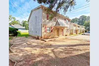 935 Six Oaks Circle #B, Norcross, GA 30093 - Photo 3