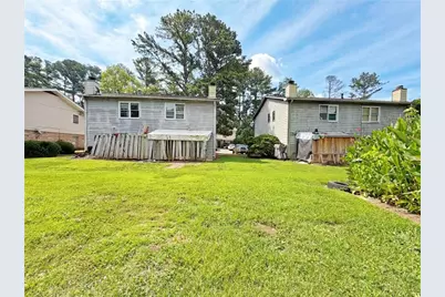 935 Six Oaks Circle #B, Norcross, GA 30093 - Photo 37