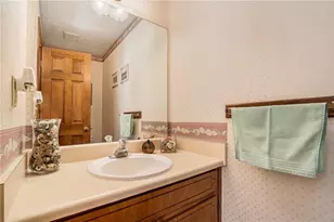 2260 Deer Oaks Trail, Lawrenceville, GA 30044 - Photo 9