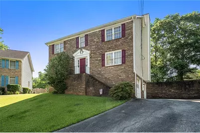 2260 Deer Oaks Trail, Lawrenceville, GA 30044 - Photo 3
