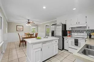 1230 Redbud Dr, Marietta, GA 30062 - Photo 13