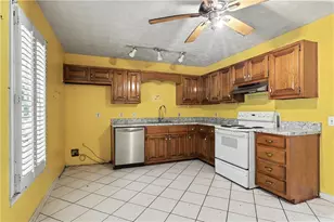 518 Spring St, Villa Rica, GA 30180 - Photo 9