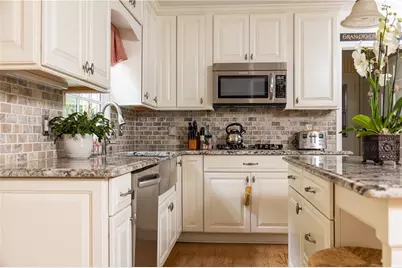 3059 Farmington Drive SE, Atlanta, GA 30339 - Photo 7