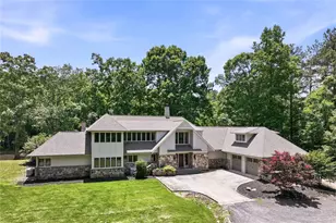 3735 Smithtown Rd, Suwanee, GA 30024 - Photo 1