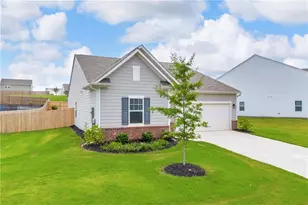 278 Bentwater Wy, Hoschton, GA 30548 - Photo 3