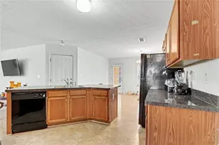 135 Rankin Cir, McDonough, GA 30253 - Photo 17