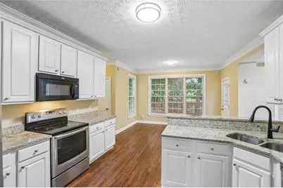 1811 Lake Cove Drive SW, Atlanta, GA 30331 - Photo 15