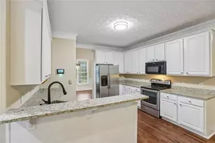 1811 Lake Cove Dr SW, Atlanta, GA 30331 - Photo 13