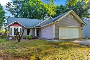 2435 Hillvale Cir, Lithonia, GA 30058 - Photo 3