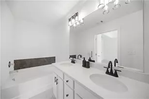 2360 Rex Dr, Lithonia, GA 30058 - Photo 15