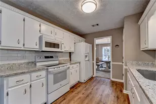 2309 La Maison Ct, Lawrenceville, GA 30043 - Photo 21