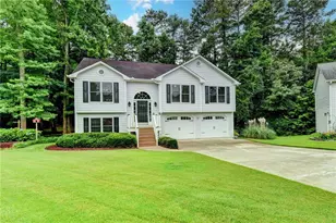 2309 La Maison Ct, Lawrenceville, GA 30043 - Photo 3