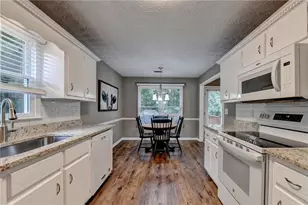 2309 La Maison Ct, Lawrenceville, GA 30043 - Photo 25