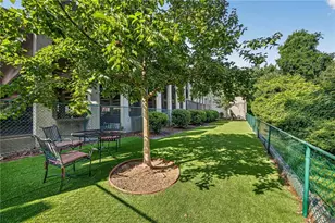 3777 Peachtree Road NE, Atlanta, GA 30319 - Photo 35