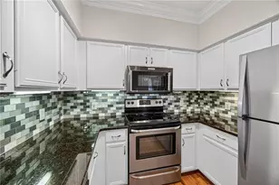 3777 Peachtree Road NE, Atlanta, GA 30319 - Photo 17