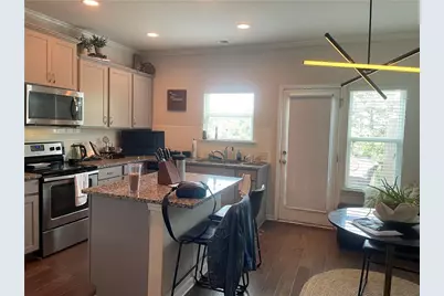 1017 Liberty Parkway NW, Atlanta, GA 30318 - Photo 9