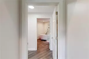 3275 Lenox Road NE, Atlanta, GA 30324 - Photo 15