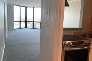 2870 Pharr Ct South NW, Atlanta, GA 30305 - Photo 3