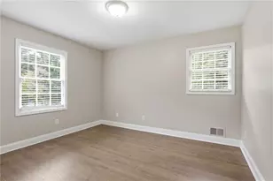 1633 Pine Glen Cir, Decatur, GA 30035 - Photo 17