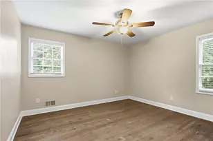 1633 Pine Glen Cir, Decatur, GA 30035 - Photo 15