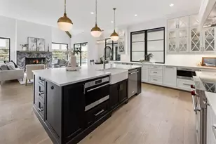 212 Brooke Dr, Alpharetta, GA 30009 - Photo 3